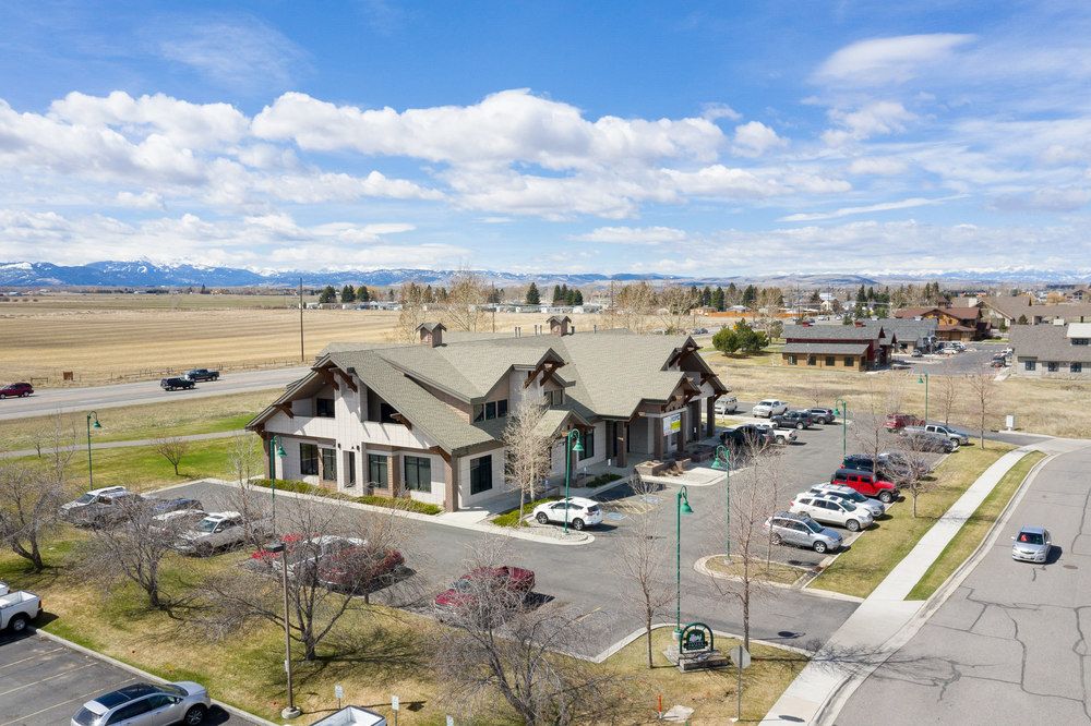 Fully Occupied by Essential Businesses-Huffine Frontage: 3810 Valley Commons Dr, Bozeman, MT 59718